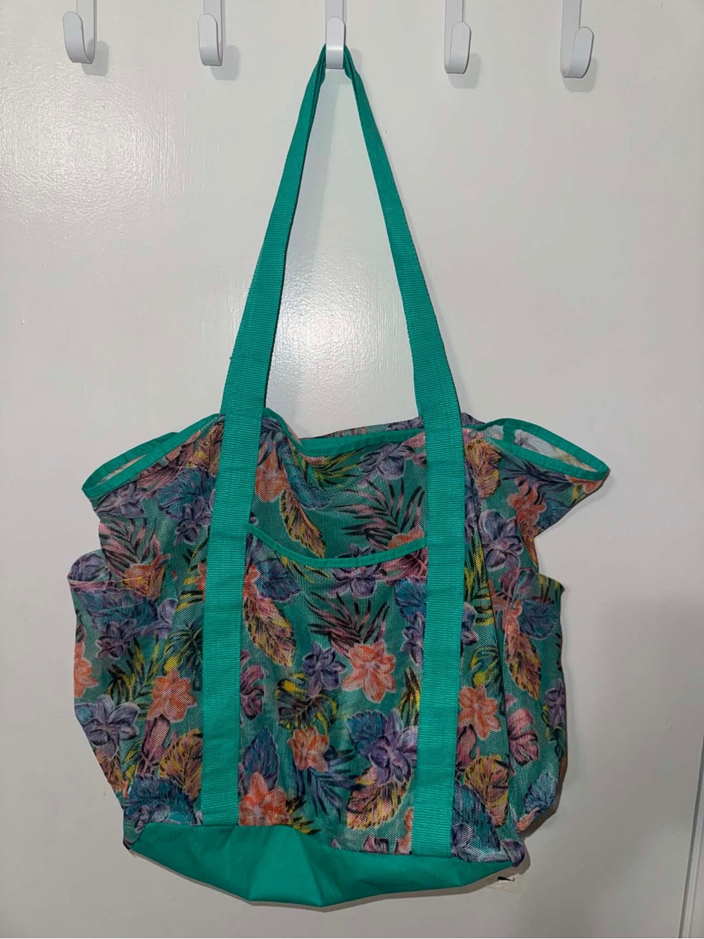 Time and Tru teal mesh floral beach tote bag